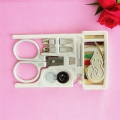 Bild 4 von Wedding Day Emergency Kit